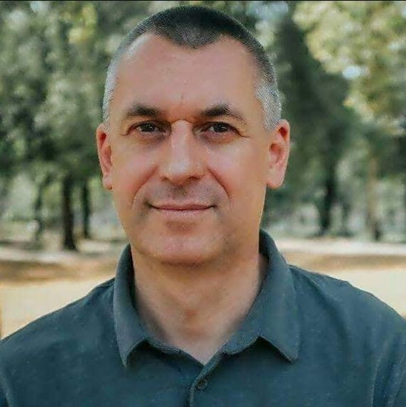 Radics Péter regressziós terápia Budapest XIII. kerület